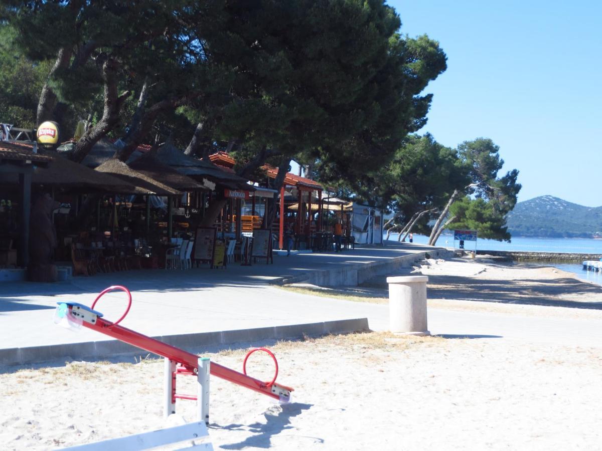 Soline Beach Apartments Biograd Na Moru Exterior foto